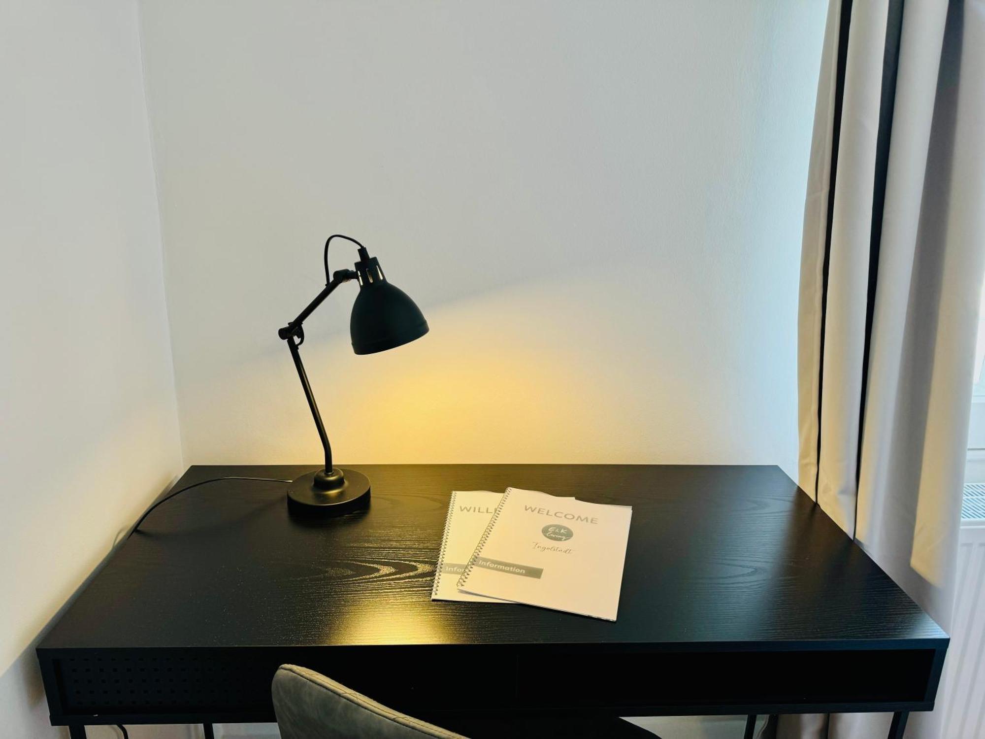 E&K Living - Design Apartments - Netflix - Audi - In Village - Free Parking Ingolstadt Bagian luar foto