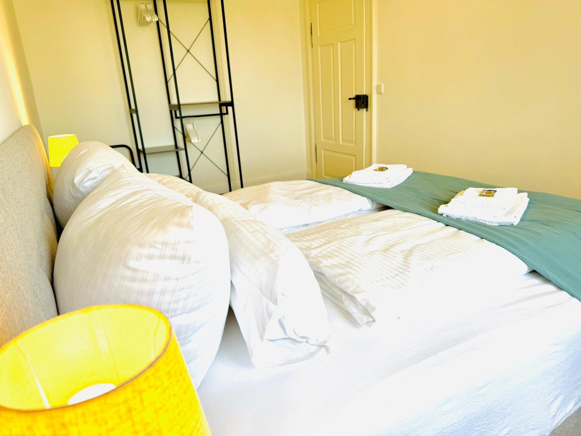 E&K Living - Design Apartments - Netflix - Audi - In Village - Free Parking Ingolstadt Bagian luar foto