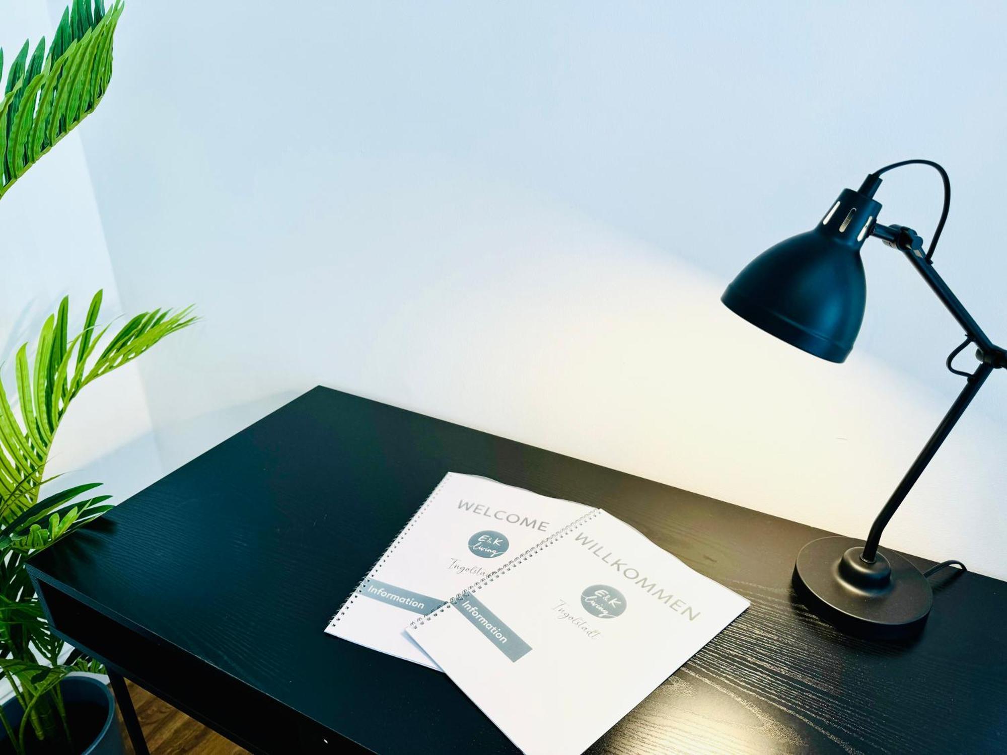 E&K Living - Design Apartments - Netflix - Audi - In Village - Free Parking Ingolstadt Bagian luar foto